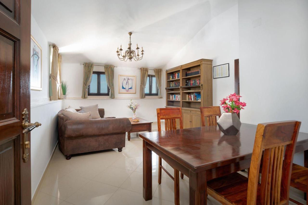 Luxury Apartments Perko Kastela Exterior photo